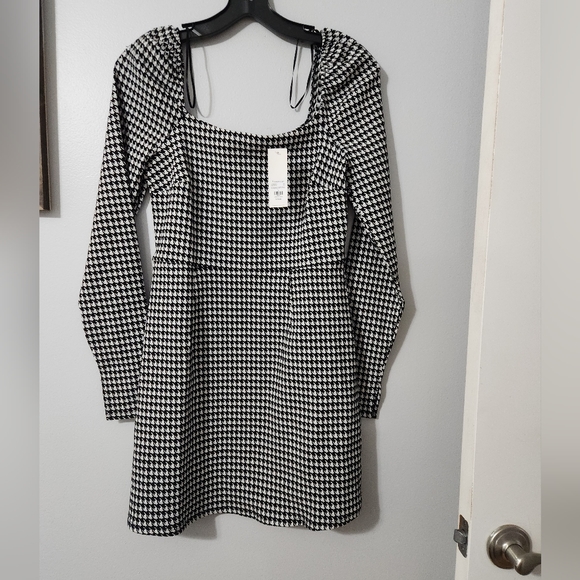 NWT Francesca Houndstooth Dress Size Large - Picture 4 of 7